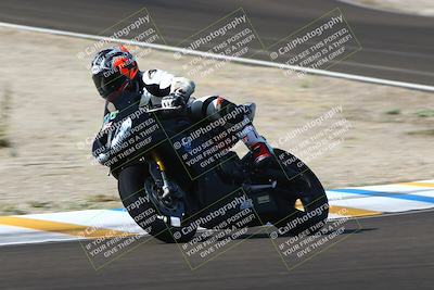 media/Sep-20-2025-TrackDaz (Sat) [[27f0cde673]]/B Group/1020am (Turn 3)/